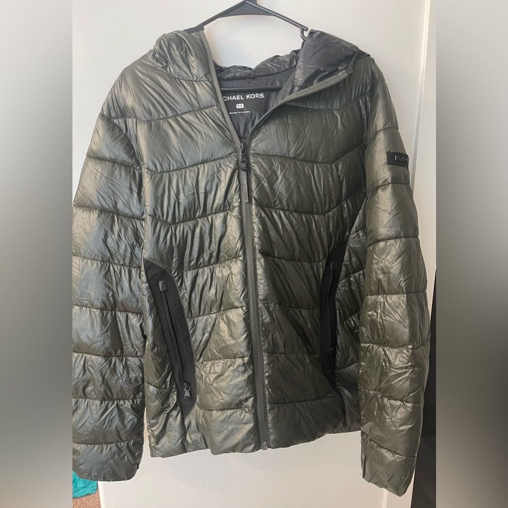 Micheal Kors Puffy coat